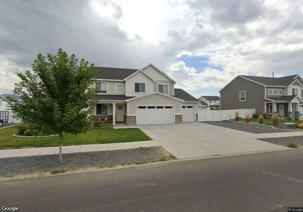 704 E 1100 S, Hyrum, UT 84319 - photo 1