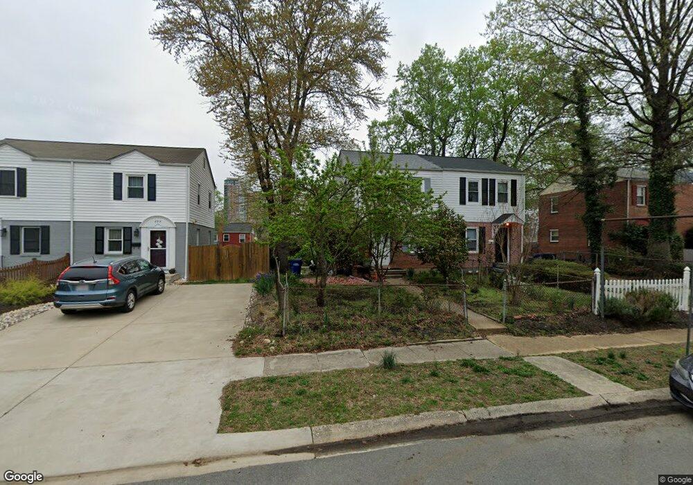 2310 Victory Dr, Alexandria, VA 22303 - photo 1