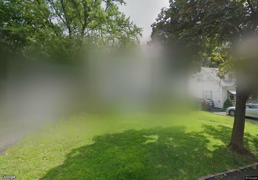 53 Brighton St, Springfield, MA 01118 - photo 1