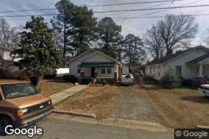 312 N Sixth St, Smithfield, NE 27577