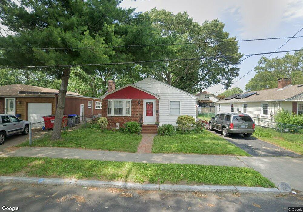 51 Sinclair Ave, Cranston, RI 02907 - photo 1