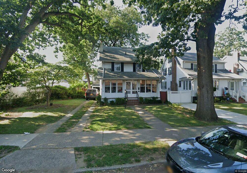 237-31 93rd Ave, Bellerose, NY 11426 - photo 1