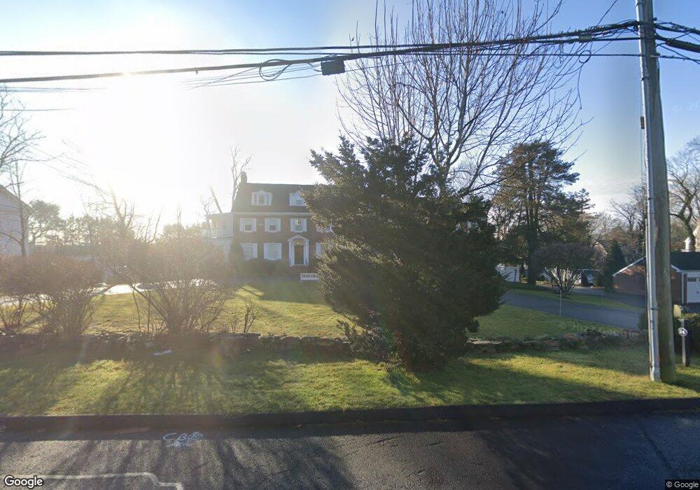 24 Saint Johns Place unit 7, New Canaan, CT 06840 - photo 1