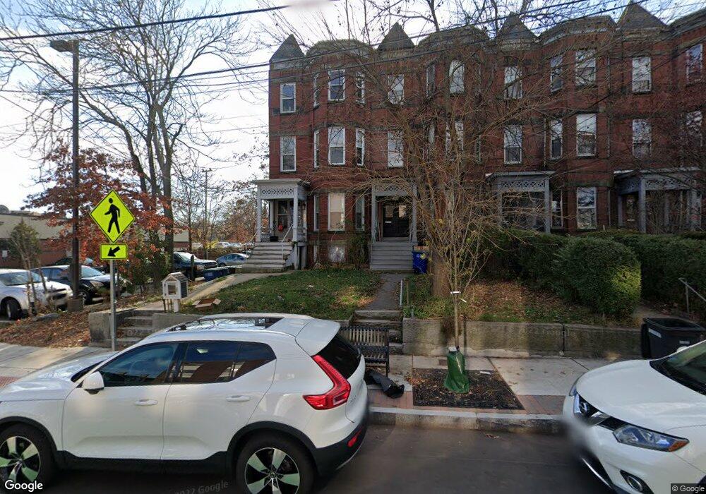 28 Beacon St unit B, Somerville, MA 02143 - photo 1