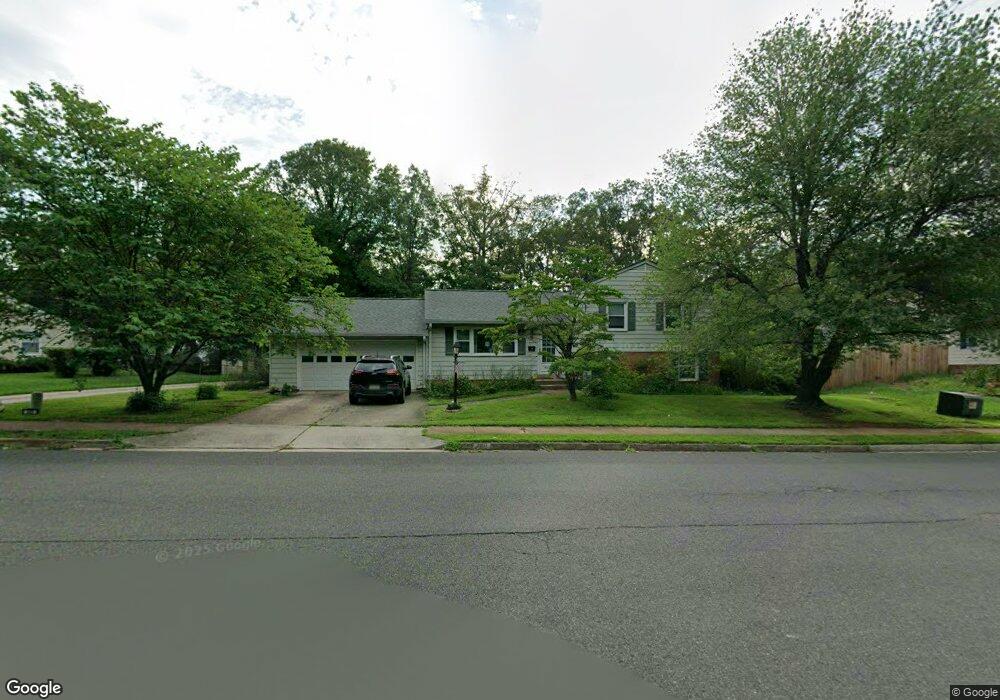 7411 Castle Rd, Manassas, VA 20109 - photo 1