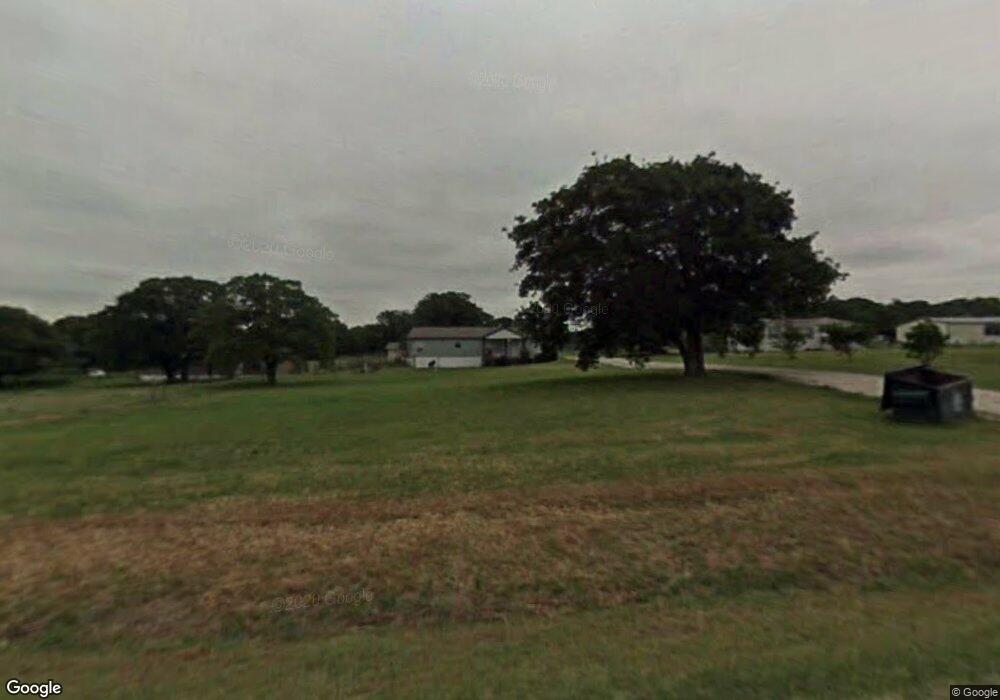 202 Clay Ct, Springtown, TX 76082 - photo 1