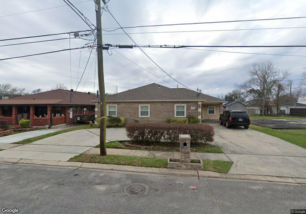 4936 Louisa St, New Orleans, LA 70126 - photo 1