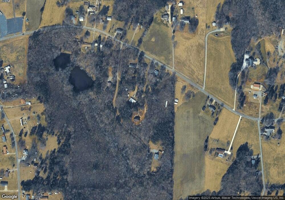 480 Barry Oak Rd, Statesville, NC 28625 - photo 1