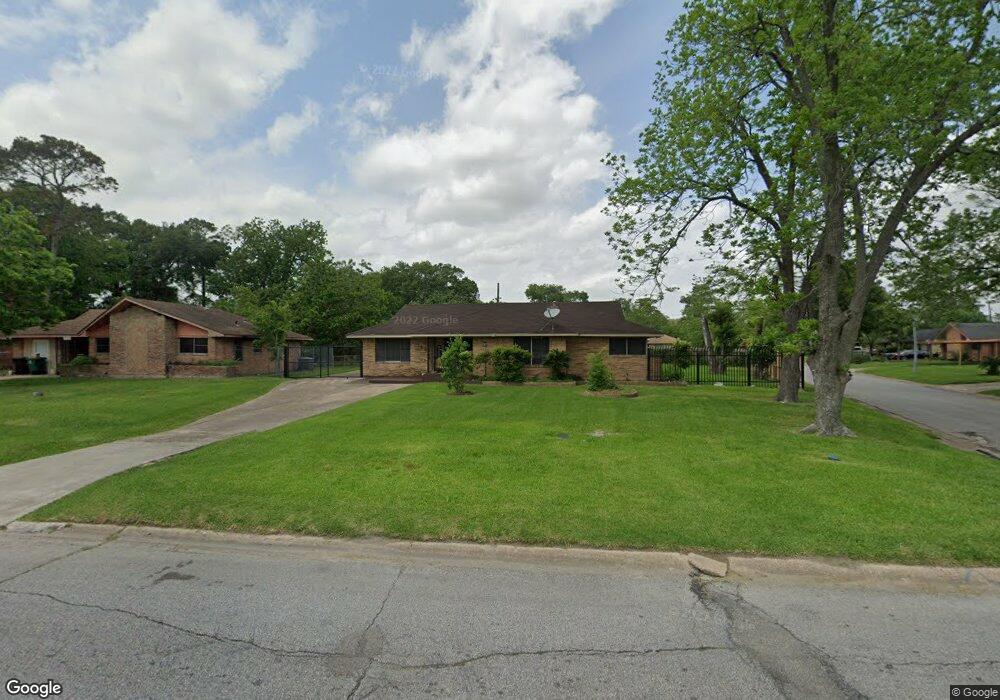 7121 Parker Rd, Houston, TX 77016 - photo 1