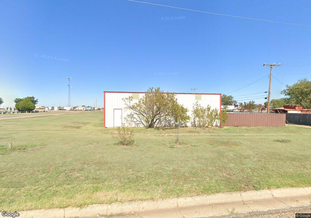 505 W 11th St, Dumas, TX 79029 - photo 1
