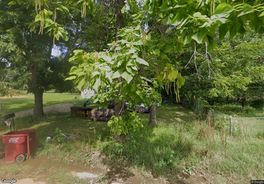 605 S 2nd St, Hugo, OK 74743 - photo 1