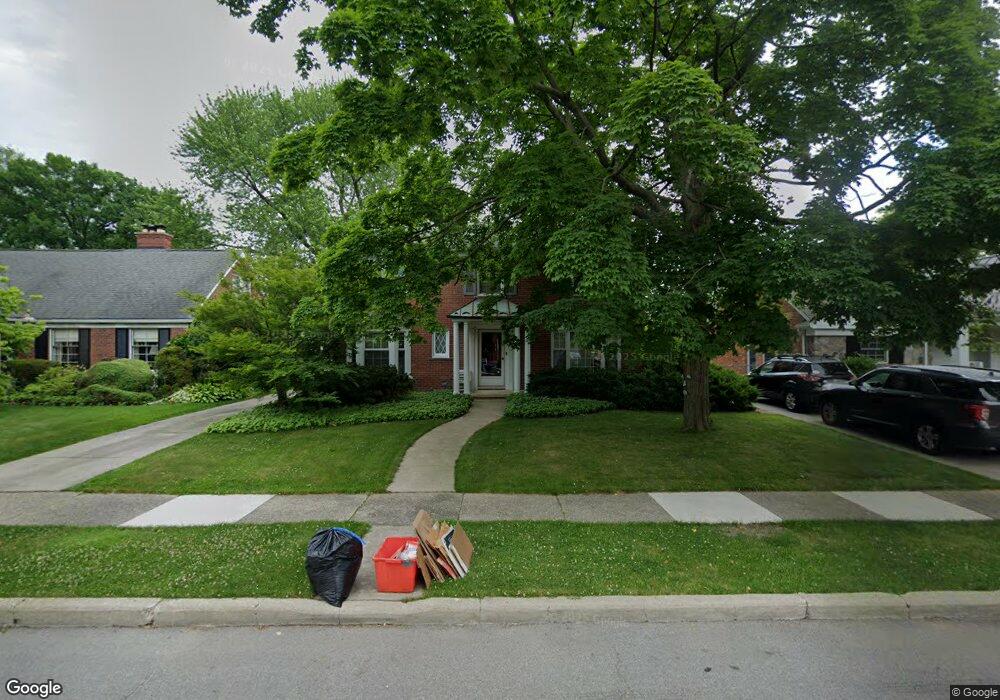 5 Radnor Cir, Grosse Pointe Farms, MI 48236 - photo 1