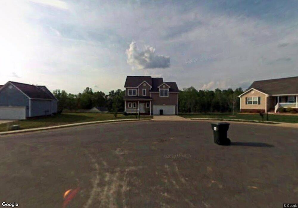 543 Pennyfields Ln, Clover, SC 29710 - photo 1