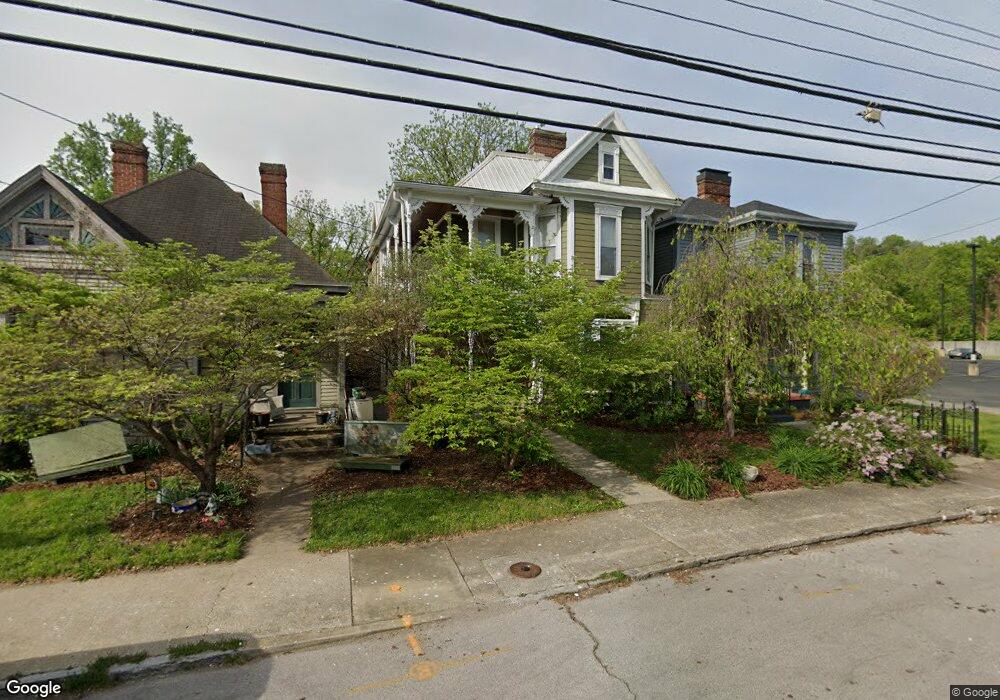 511 W Broadway St, Frankfort, KY 40601 - photo 1