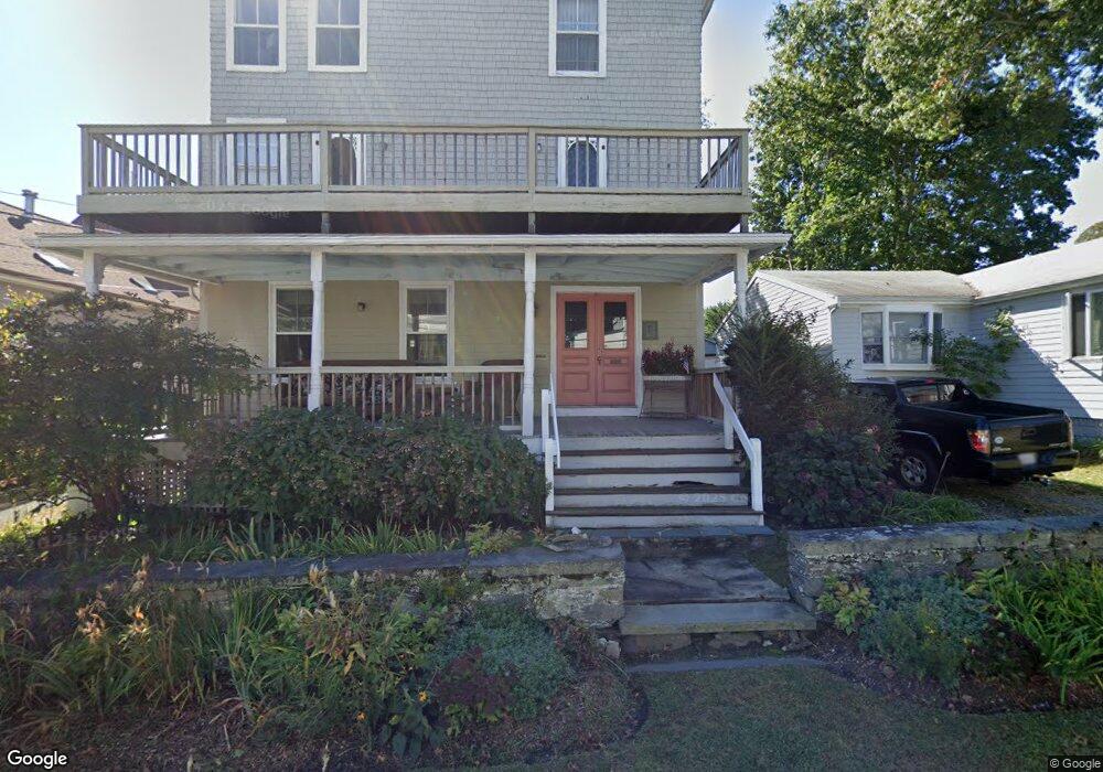 9 Union St unit A, Jamestown, RI 02835 - photo 1
