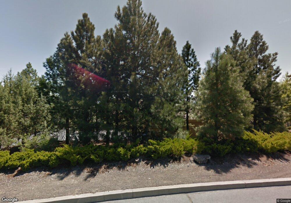1037 NW Summit Dr, Bend, OR 97701 - photo 1