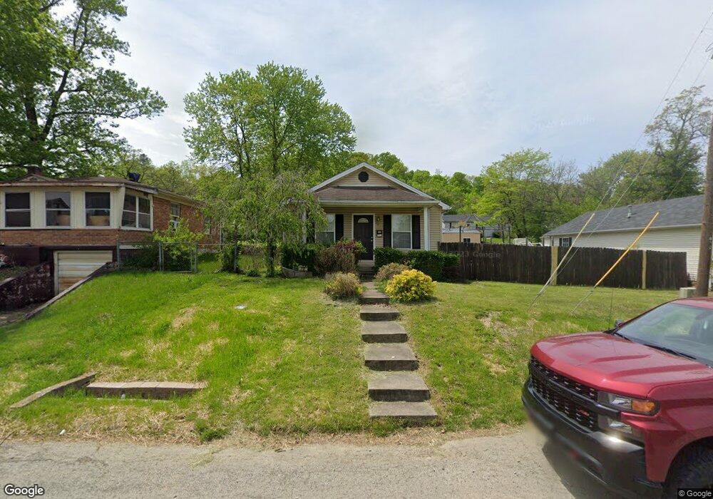 717 W 8th St, New Albany, IN 47150 - photo 1