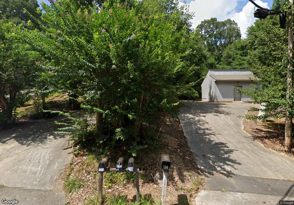 224 Thompson Dr SW, Dalton, GA 30720 - photo 1