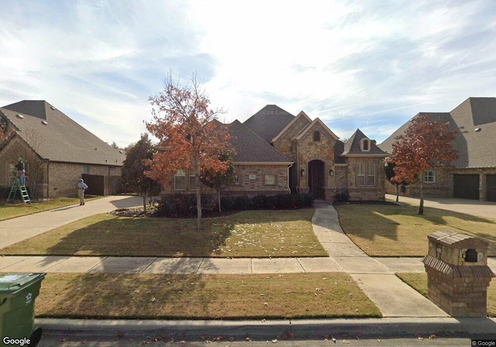 8936 Souththorn Dr, North Richland Hills, TX 76182 - photo 1