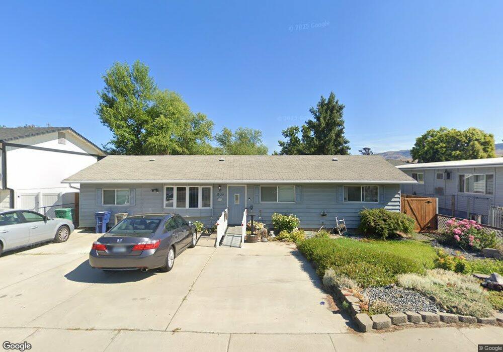 1109 4th St SE, East Wenatchee, WA 98802 - photo 1