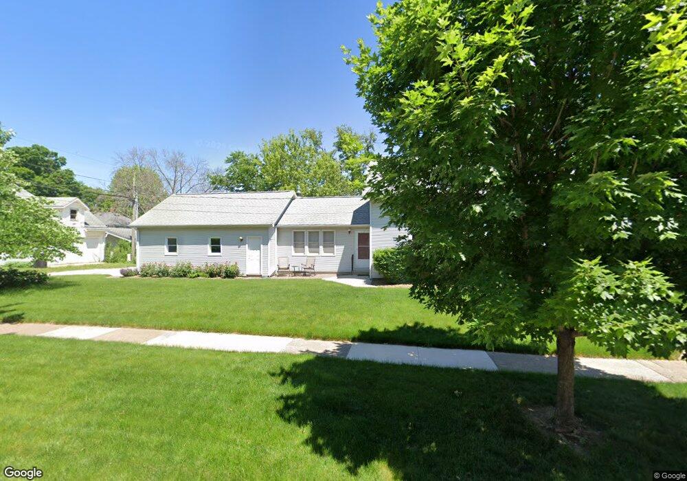 603 W 9th St, Cedar Falls, IA 50613 - photo 1