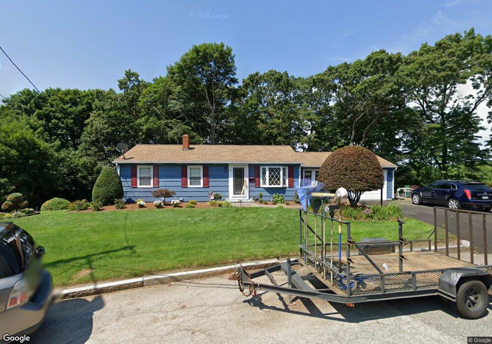 81 Pine Crest Dr, Woonsocket, RI 02895 - photo 1