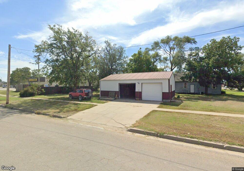134 N 2nd St, Osborne, KS 67473 - photo 1