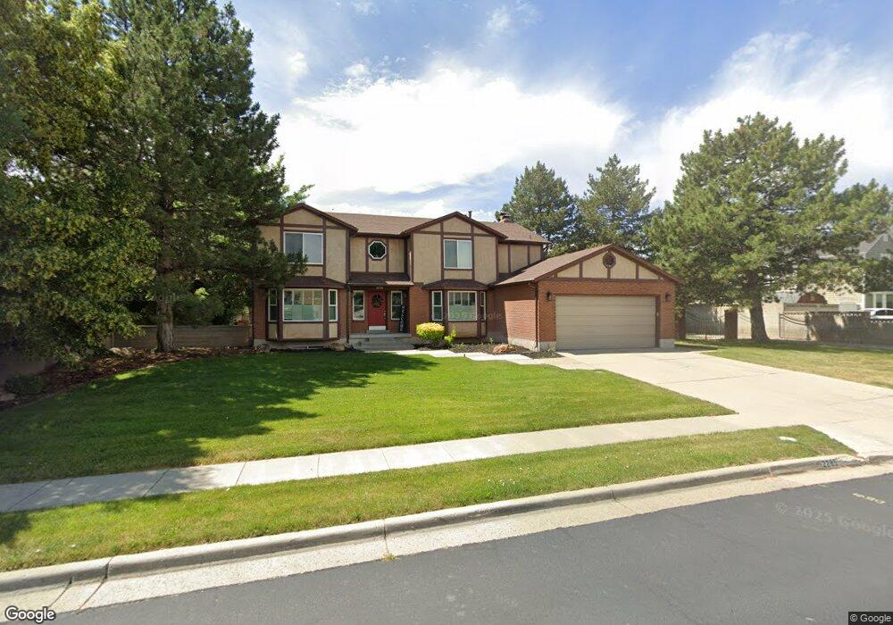 2285 Williamsburg Cir, West Jordan, UT 84088 - photo 1