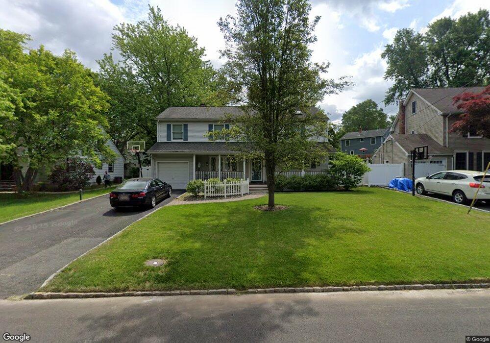 188 Runnymede Pkwy, New Providence, NJ 07974 - photo 1