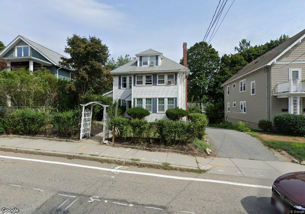 217 Common St unit 2, Watertown, MA 02472 - photo 1