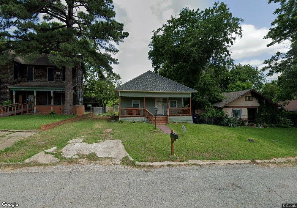 1009 W Nelson St, Denison, TX 75020 - photo 1