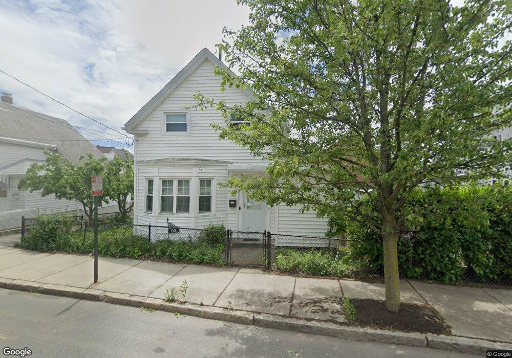 93 Cottage St unit R, Everett, MA 02149 - photo 1