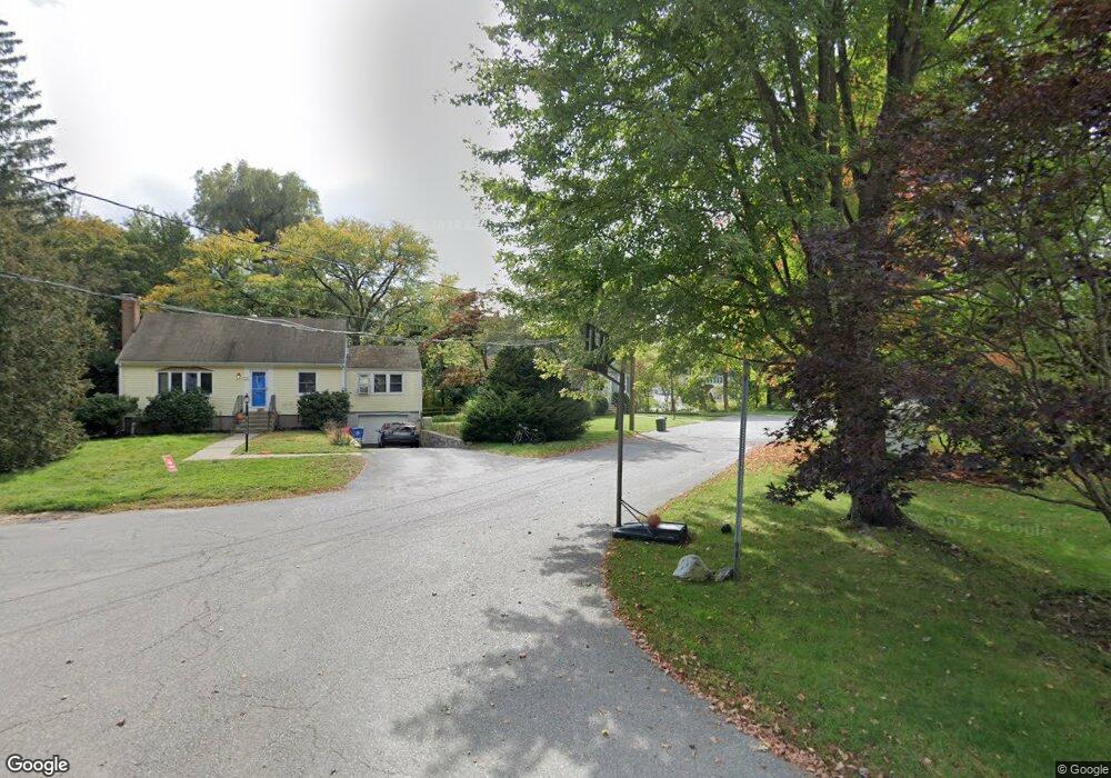 111 Woodlawn Ave, Waltham, MA 02451 - photo 1