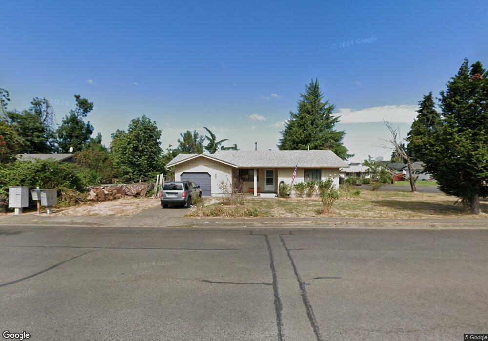 605 Meadow Ln, Creswell, OR 97426 - photo 1