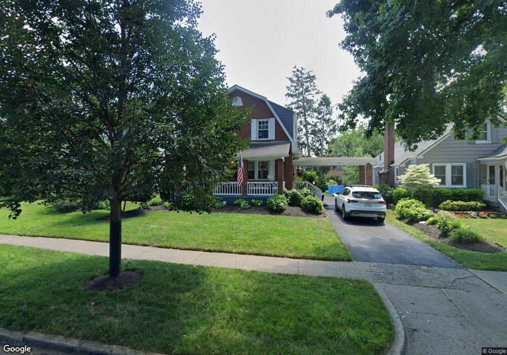 311 Chatham Rd, Columbus, OH 43214 - photo 1