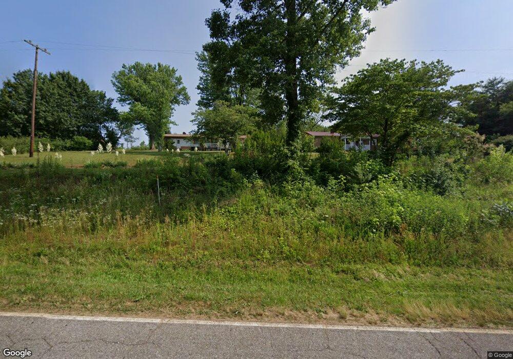 400 Dishmon Family Dr, Taylorsville, NC 28681 - photo 1