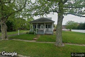 172 E Delaware Ave, Florence, NJ 08518