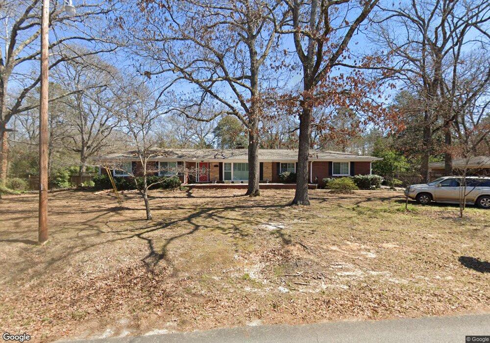 401 Pinecrest Dr, Warner Robins, GA 31093 - photo 1