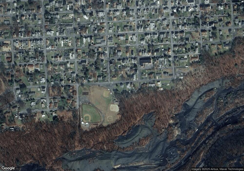 1222 W Nelson St, Coal Township, PA 17866 - photo 1