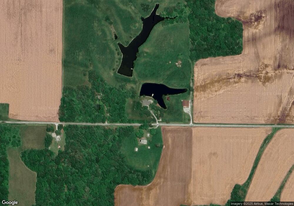 1572 N Mount Zion Rd, Jacksonville, IL 62650 - photo 1