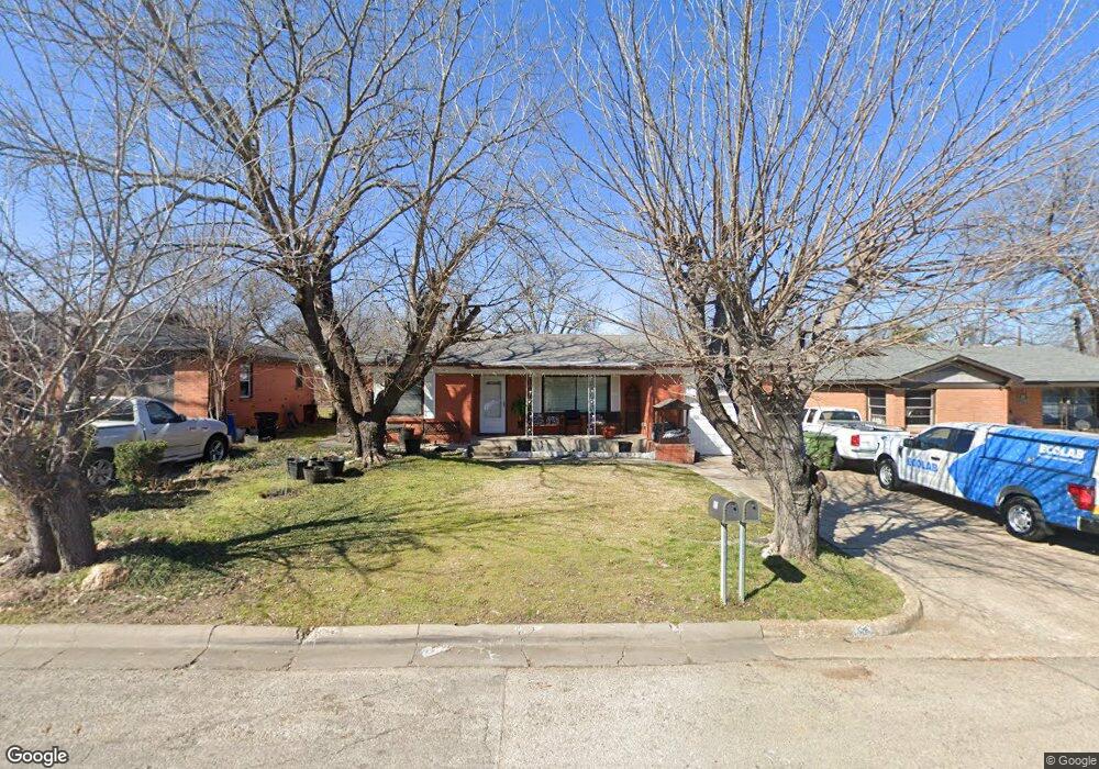 852 Sandell Dr, Fort Worth, TX 76108 - photo 1