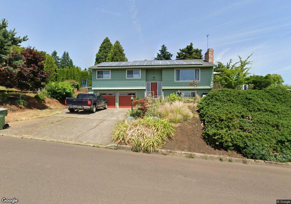 1120 SW 2nd St, Dundee, OR 97115 - photo 1