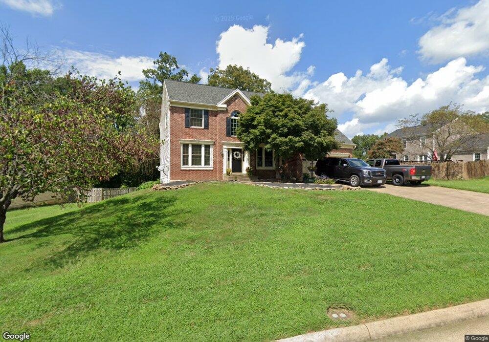 18842 Beaten Path Ct, Triangle, VA 22172 - photo 1