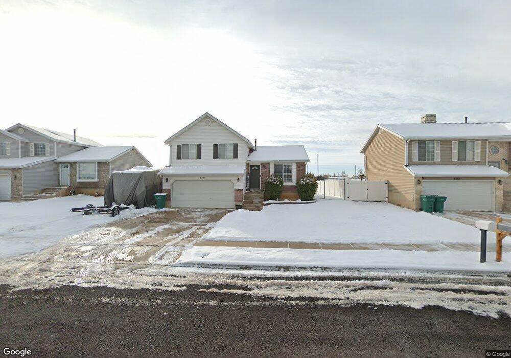 4251 W 5600 S, Roy, UT 84067 - photo 1