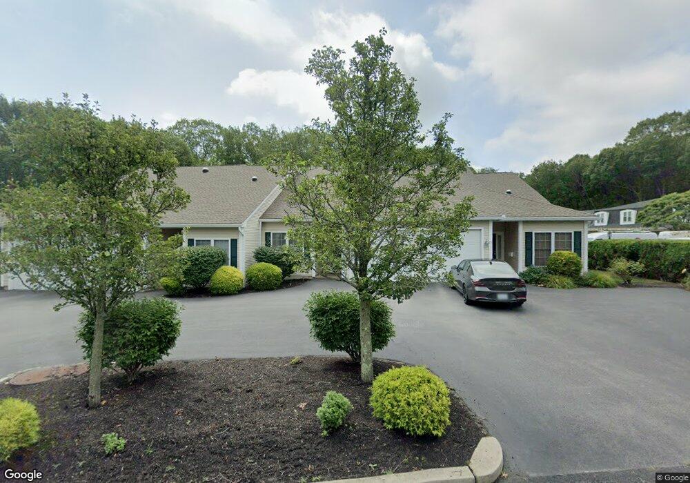 85 Hoffman Ave unit 85, Cranston, RI 02920 - photo 1