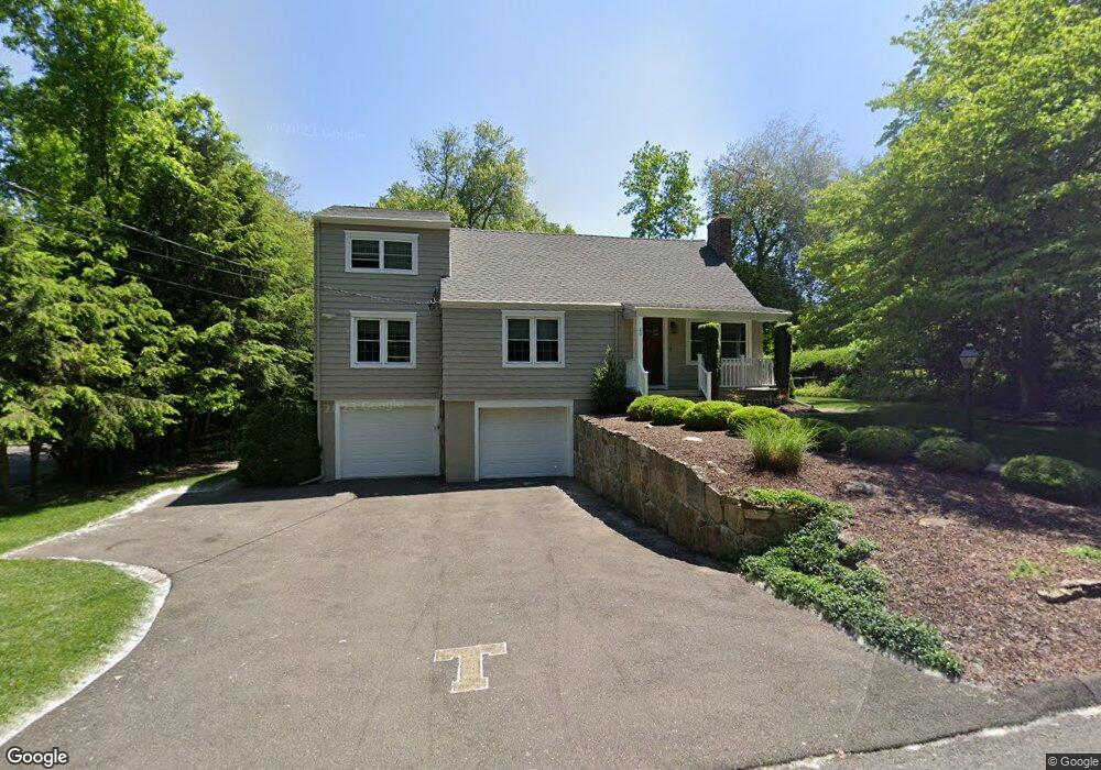 20 Gingerbrook Dr, Trumbull, CT 06611 - photo 1