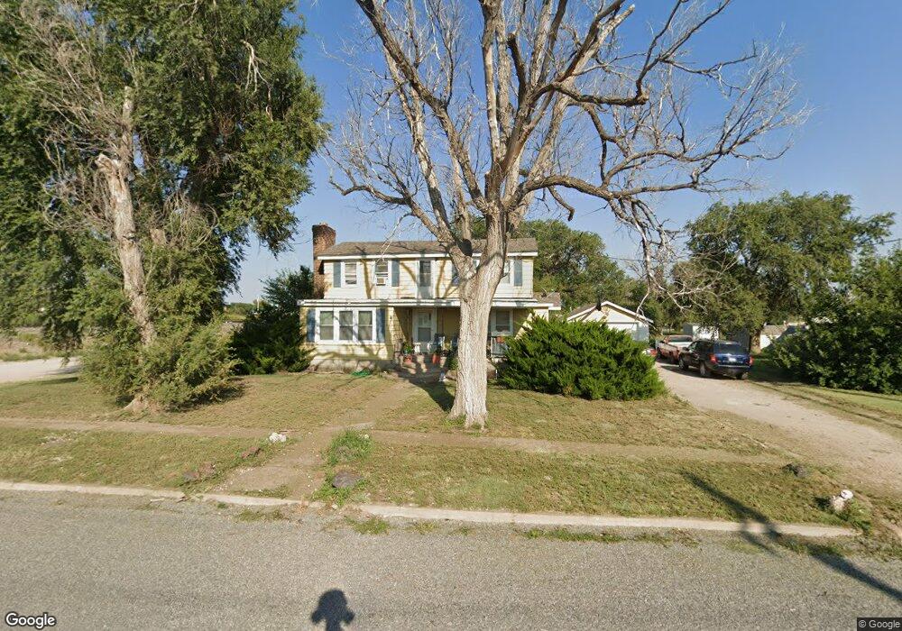 200 S 5th St, Cimarron, KS 67835 - photo 1