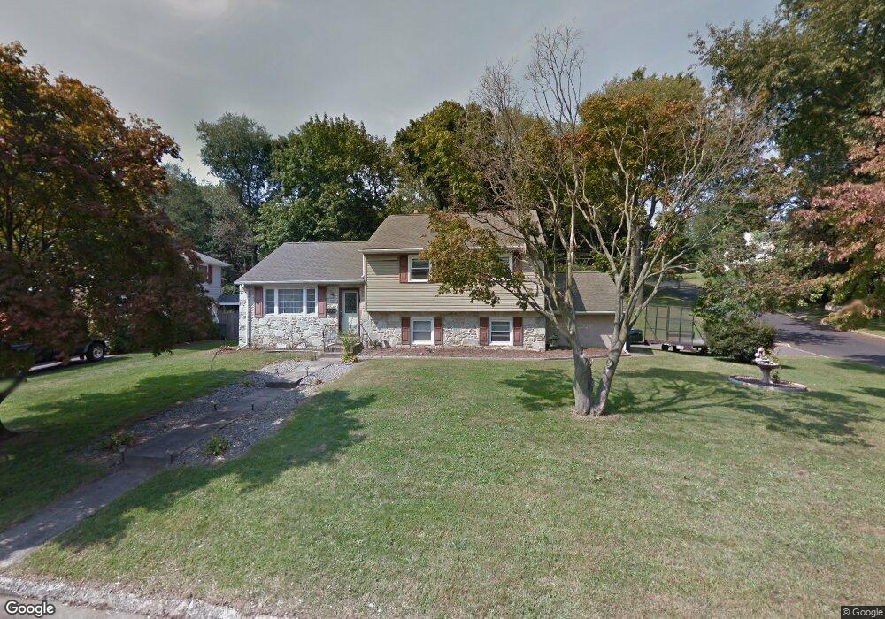 968 Carlin Dr, Southampton, PA 18966 - photo 1