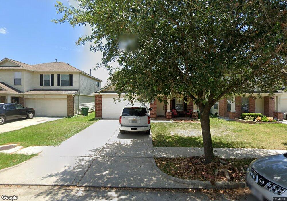 9302 Garfield Park Ln, Houston, TX 77075 - photo 1