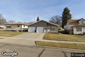 411 NE 1st St, Linton, ND 58552